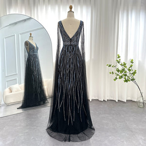 Vestido de Festa Luxo Decorado em Cristais e com Manga Capa
