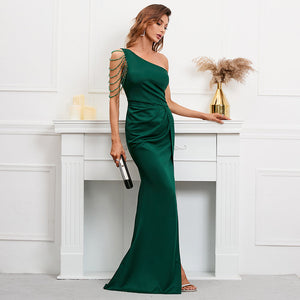 Vestido de Festa Longo com Ombro Assimétrico e Miçangas Verde (Pronta Entrega)
