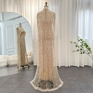 Vestido de Festa Luxuoso com Pérolas e Capa