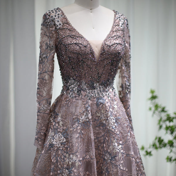 Vestido de Festa Luxo Rainha com Detalhes Florais - Modelo Especial