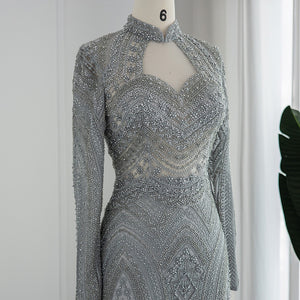 Vestido de Festa de Luxo Deslumbrante com Cristais e Pedrarias