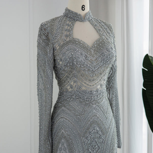 Vestido de Festa de Luxo Deslumbrante com Cristais e Pedrarias