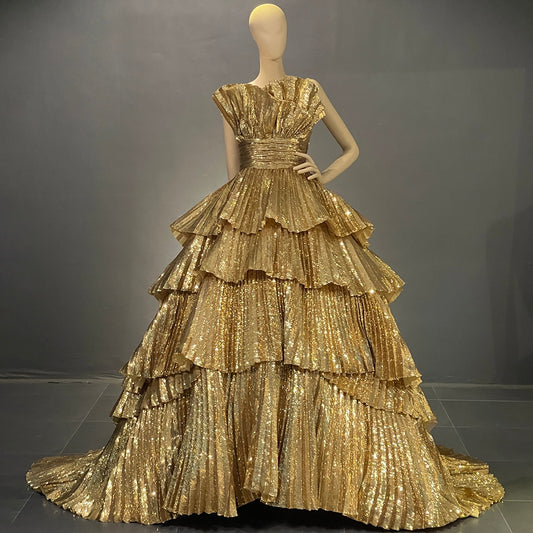 Vestido de Festa Luxuoso com Camadas Graciosas em Dourado Ouro - Modelo Especial