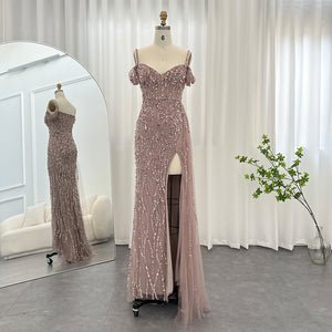 Vestido de Festa com Abertura Lateral Brilho - Modelo Especial