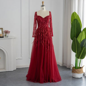 Vestido de Festa Luxo Clássico Detalhado com Plumas - Modelo Especial