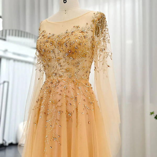 Vestido de Festa Dourado com Manga Detalhada - Modelo Especial