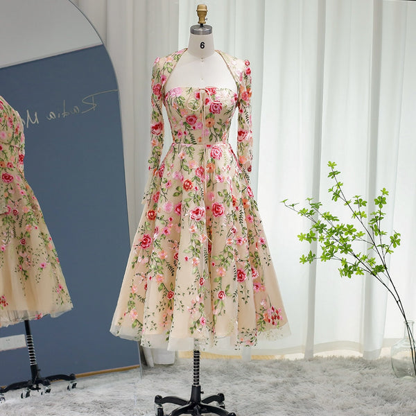 Vestido de Festa Luxo Romântico em Flores Bordadas e Casaquinho - Modelo Especial