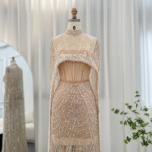 Vestido de Festa Luxuoso com Pérolas e Capa