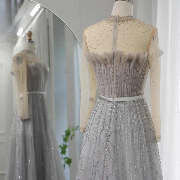 Vestido de Festa Longo Prateado e Renda - Modelo Especial