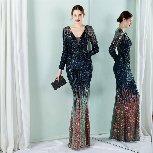 Vestido de Festa Longo com Detalhes Paetês Degradê Azul Marinho