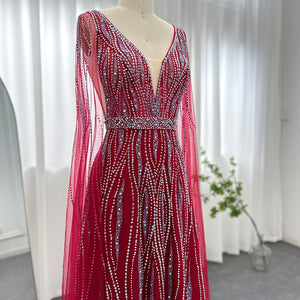 Vestido de Festa Luxo Decorado em Cristais e com Manga Capa