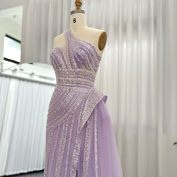 Vestido de Festa Luxo Ombro Assimétrico e Cauda em Tule - Modelo Especial