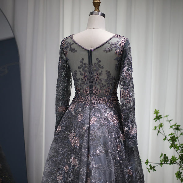 Vestido de Festa Luxo Rainha com Detalhes Florais - Modelo Especial