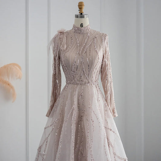 Vestido de Festa Luxuria com Manga Longa e Renda - Modelo Especial