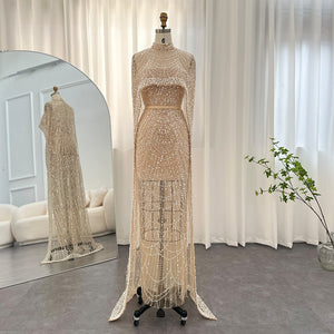 Vestido de Festa Luxuoso com Pérolas e Capa