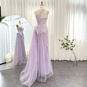 Vestido de Festa Luxo Ombro Assimétrico e Cauda em Tule - Modelo Especial