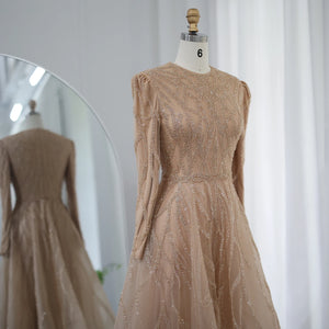 Vestido de Festa Midi com Manga Longa - Modelo Especial