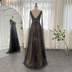 Vestido de Festa Luxo Decorado em Cristais e com Manga Capa