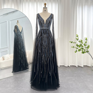 Vestido de Festa Luxo Decorado em Cristais e com Manga Capa