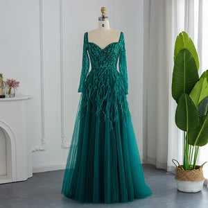 Vestido de Festa Luxo Clássico Detalhado com Plumas - Modelo Especial