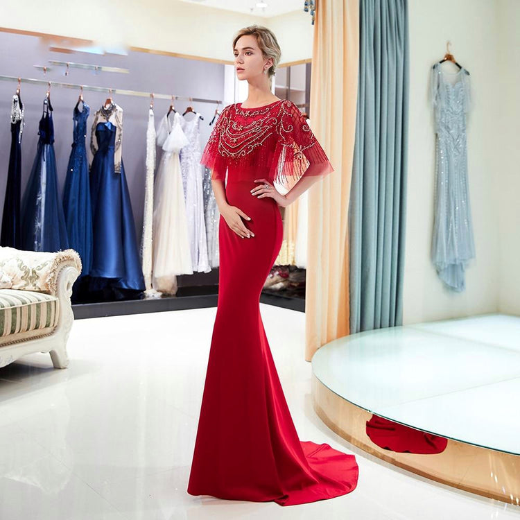 Vestido de Festa Luxo Exclusivo em Renda Decorada com Strass - Modelo Especial